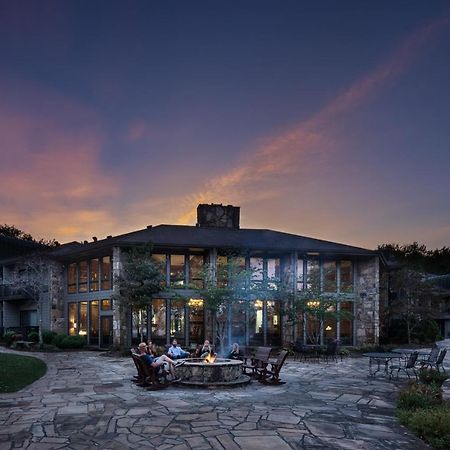 查图格湖山脊度假酒店 Young Harris 外观 照片
